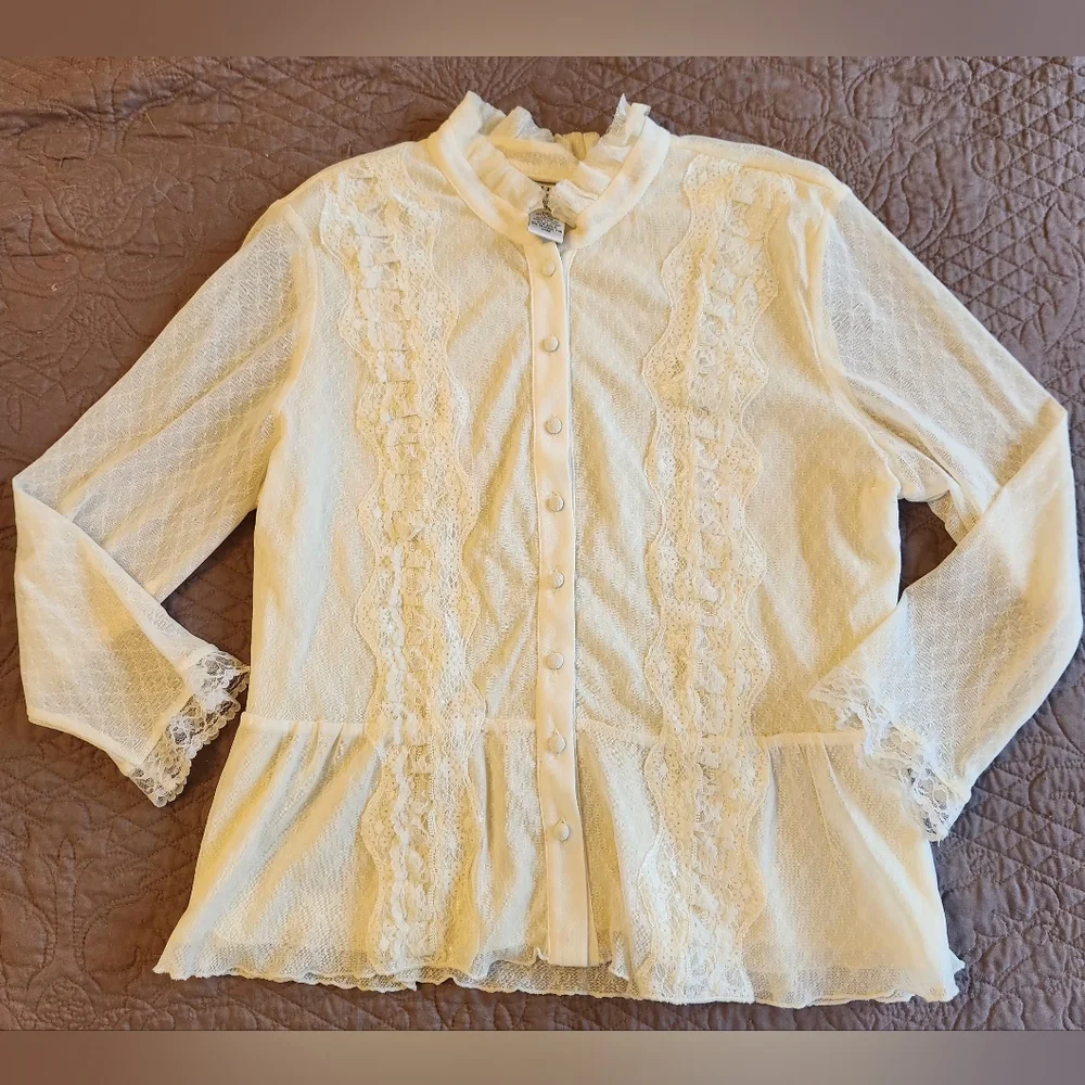 John Paul Richard EUC Stretch Lace Cream Button-up Top Petite Large - Picture 1 of 6